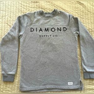 Diamond crewneck
